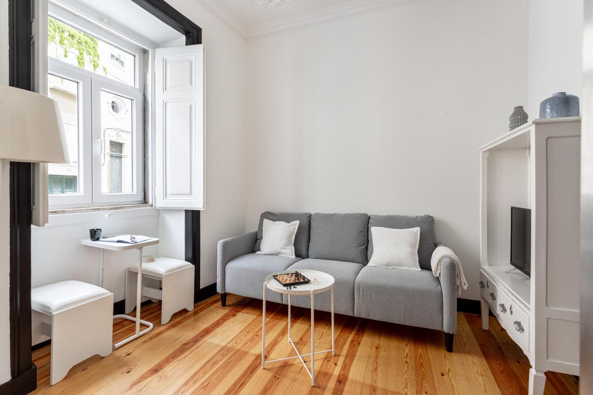 Apartamento Pateo Renato Baptista 2-br In Arroios Lisboa
